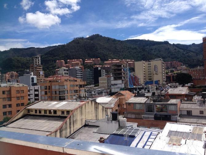 Apartasuite Edificio Monir Bogotá Exterior foto