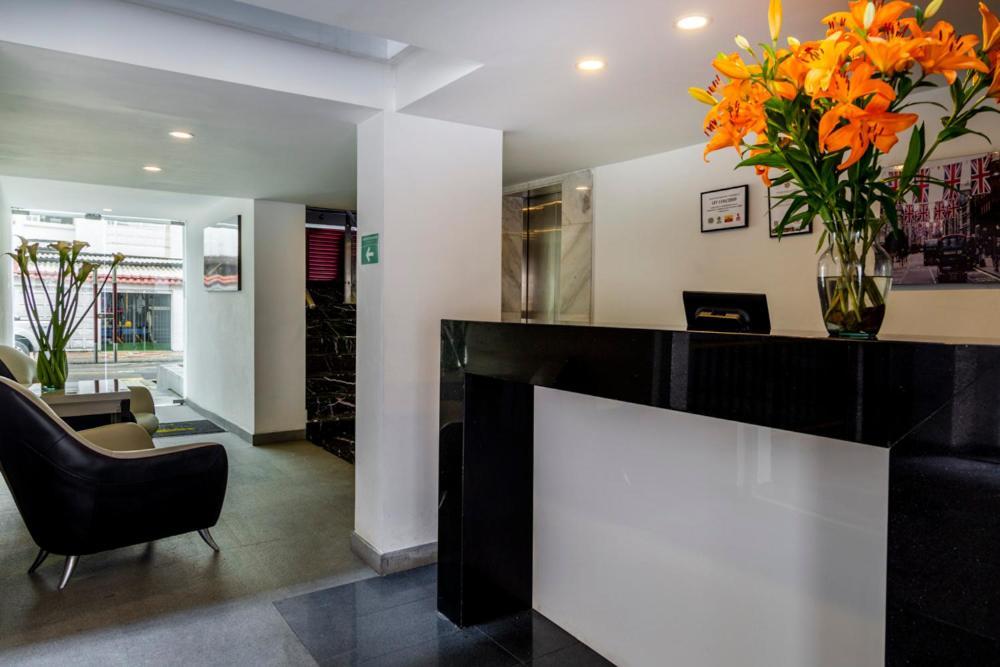 Apartasuite Edificio Monir Bogotá Exterior foto